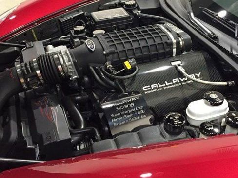 Used 2009 Chevrolet Corvette Coupe w/ Z51 Performance Package RWD image 4