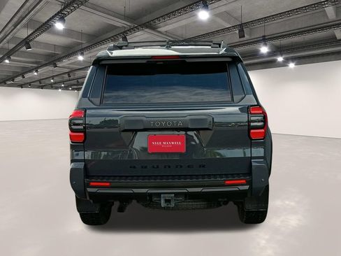Used 2025 Toyota 4Runner TRD Off-Road AWD/4WD image 15