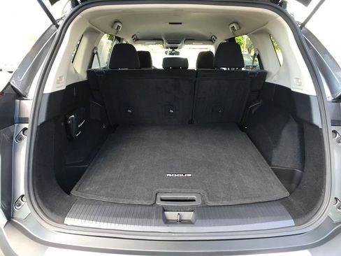 Used 2023 Nissan Rogue SV AWD/4WD image 7