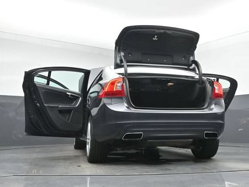 Used 2014 Volvo S60 T5 FWD image 46