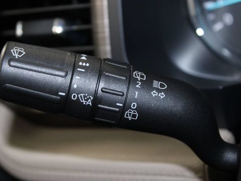 Used 2024 Ford Expedition Limited RWD image 41