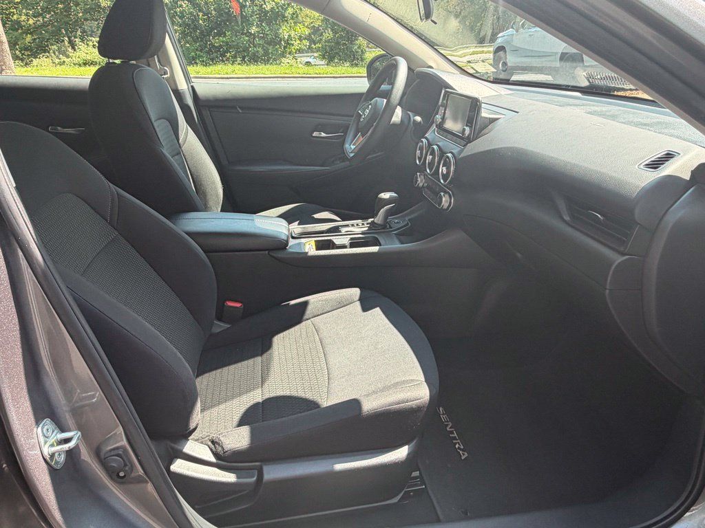 Used 2022 Nissan Sentra S FWD image 28