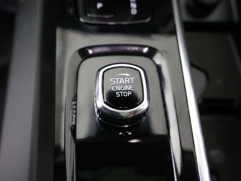 Used 2023 Volvo XC60 B5 Plus w/ Climate Package AWD/4WD image 46