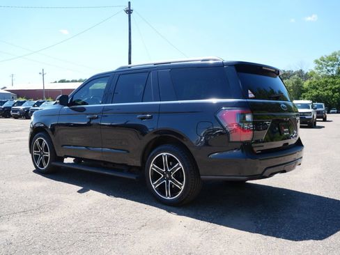 Used 2019 Ford Expedition Limited w/ Equipment Group 303A AWD/4WD image 4