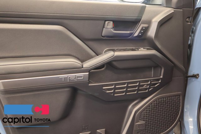 Used 2025 Toyota 4Runner TRD Off-Road Premium AWD/4WD image 9