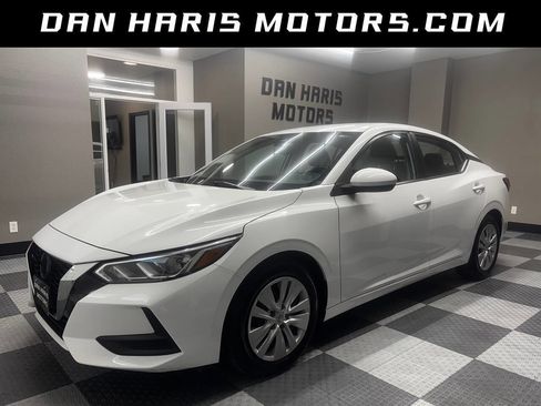 Used 2022 Nissan Sentra S FWD image 1