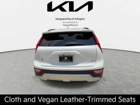 New 2026 Kia Niro EX FWD image 8
