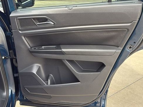 Used 2020 Volkswagen Atlas SE w/ Towing Package image 30