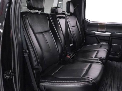 Used 2019 Ford F150 Lariat image 31