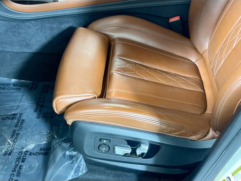 Used 2019 BMW X7 xDrive40i w/ Premium Package image 19