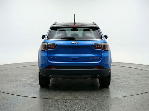 Used 2025 Jeep Compass Limited AWD/4WD image 7