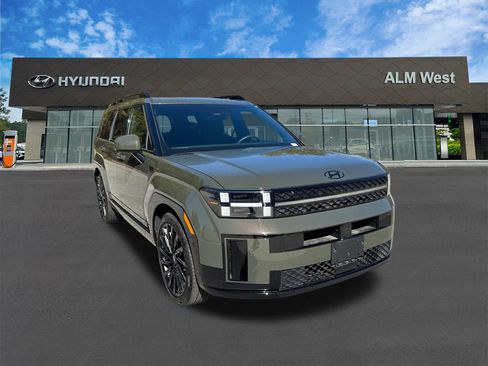 Used 2025 Hyundai Santa Fe Calligraphy image 3