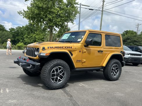 New 2026 Jeep Wrangler Rubicon AWD/4WD image 24