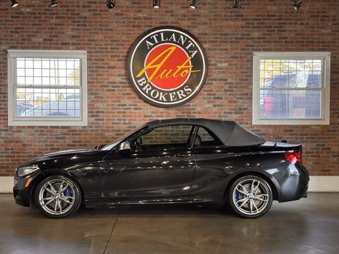 Used 2016 BMW M235i Convertible image 7