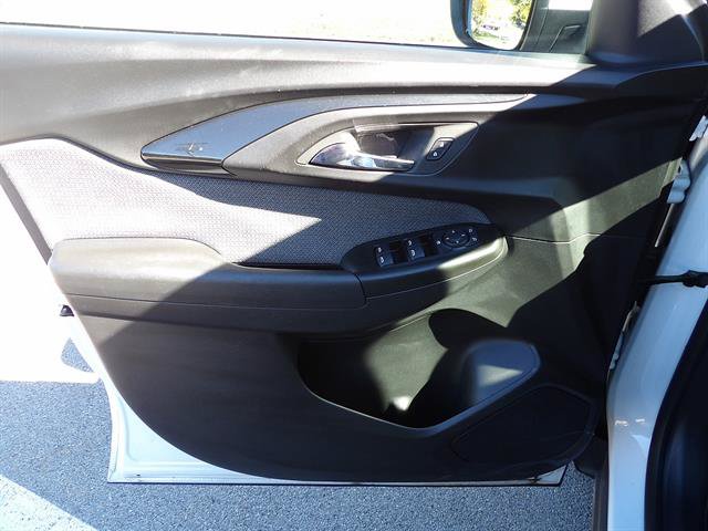Certified 2023 Chevrolet TrailBlazer LT FWD image 12