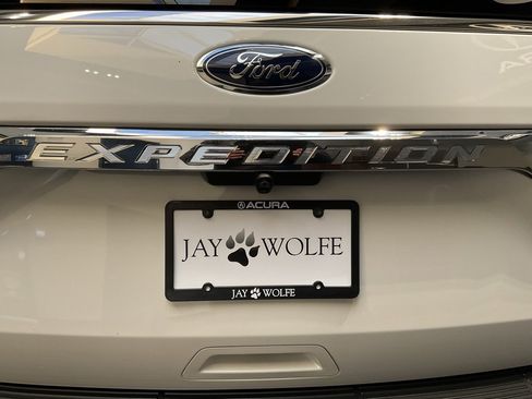 Used 2021 Ford Expedition Max Limited image 29