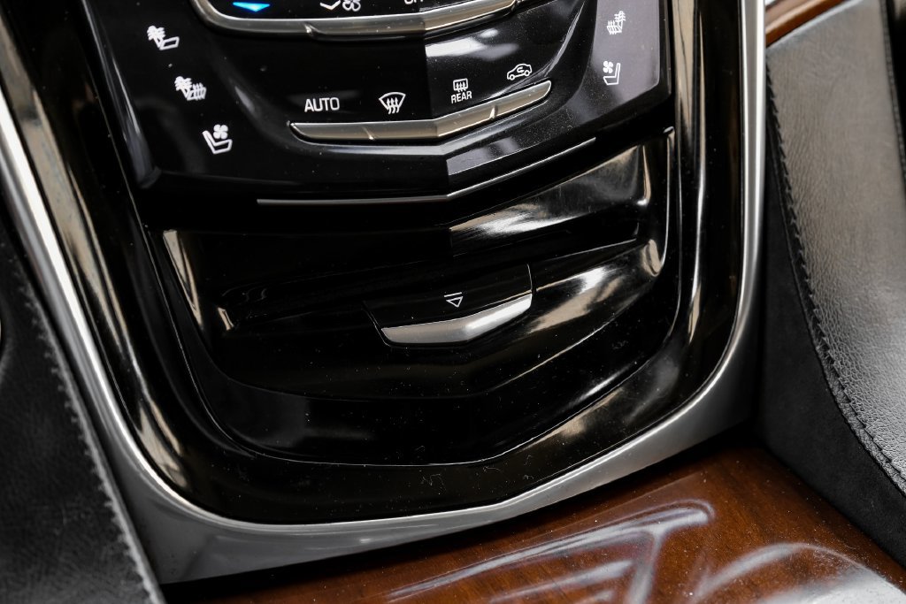 Used 2019 Cadillac Escalade ESV Premium Luxury RWD image 27