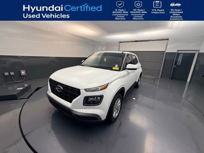 Used 2025 Hyundai Venue SE