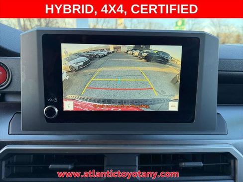 Certified 2025 Toyota 4Runner TRD Off-Road AWD/4WD image 22