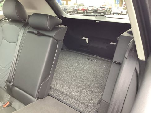 New 2026 Volkswagen Tiguan SE image 24