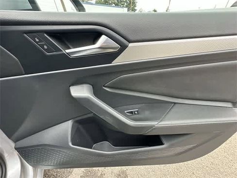 Used 2024 Volkswagen Jetta S image 19