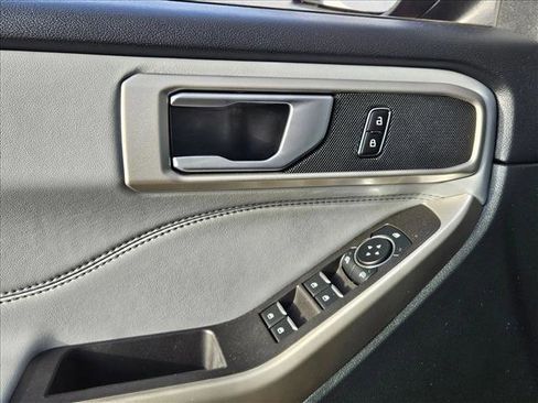 Certified 2023 Ford Explorer XLT w/ Equipment Group 202A image 9