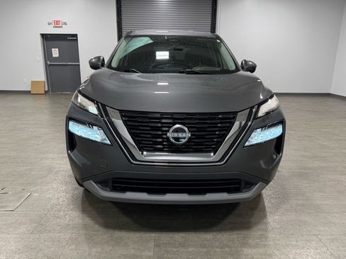 Used 2023 Nissan Rogue SV image 9