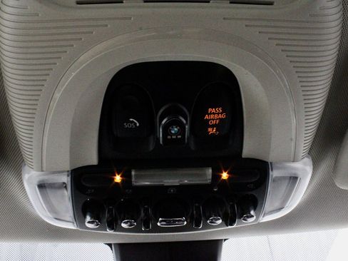 Used 2020 MINI Cooper S image 33