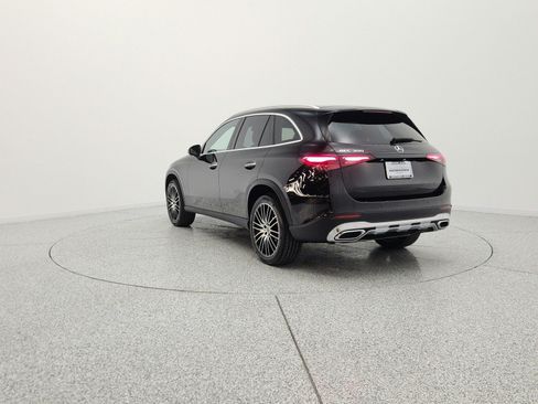 Used 2024 Mercedes-Benz GLC 300 image 7
