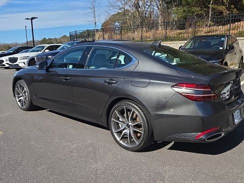 Used 2025 Genesis G70 2.5T image 4
