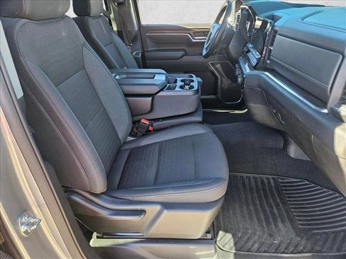 Used 2025 Chevrolet Silverado 1500 LT image 17