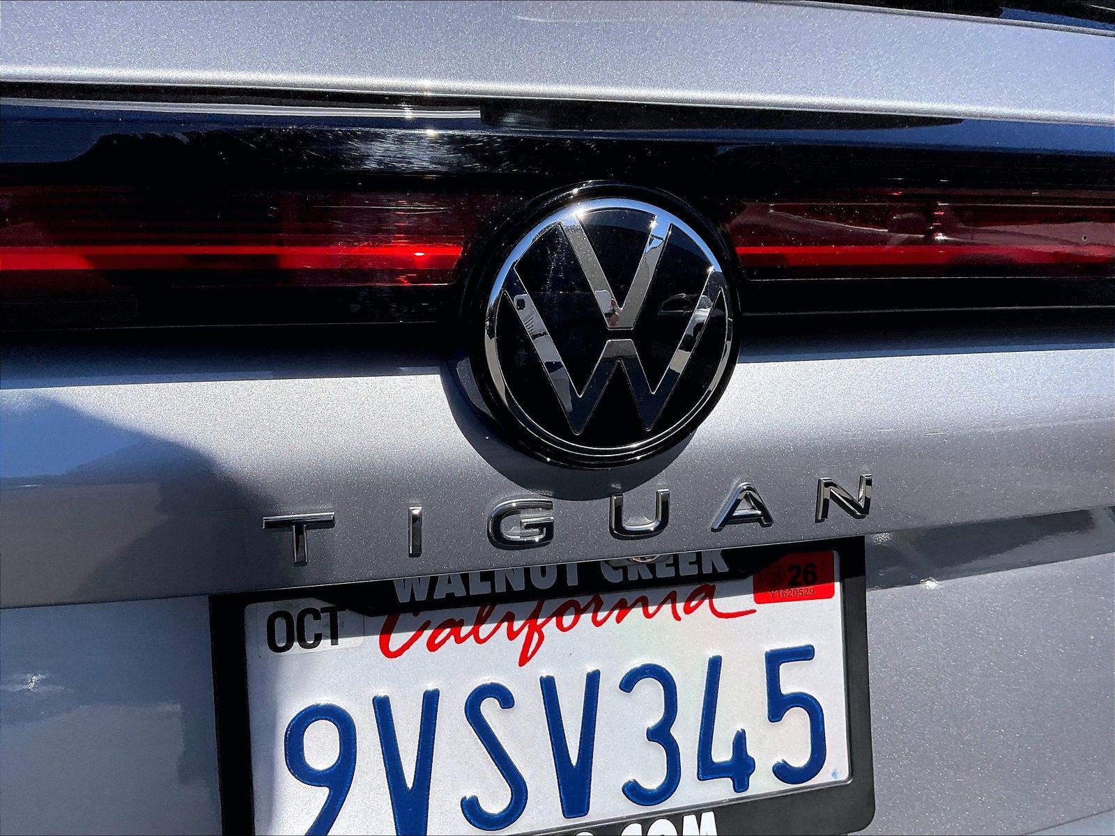 Certified 2025 Volkswagen Tiguan S FWD image 29