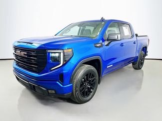 Used 2023 GMC Sierra 1500 Elevation video 3