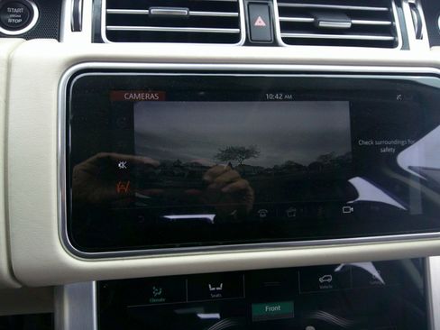 Used 2019 Land Rover Range Rover HSE AWD/4WD image 35