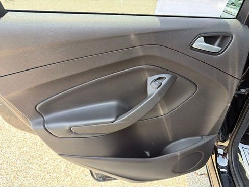 Used 2018 Ford Escape SEL w/ Ford Safe & Smart Package AWD/4WD image 14