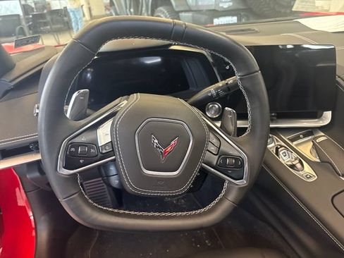 Used 2025 Chevrolet Corvette Stingray Coupe w/ 1LT RWD image 13