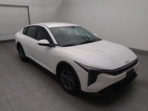 Used 2025 Kia K4 FWD image 11