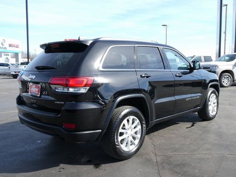 Used 2021 Jeep Grand Cherokee Laredo X image 5