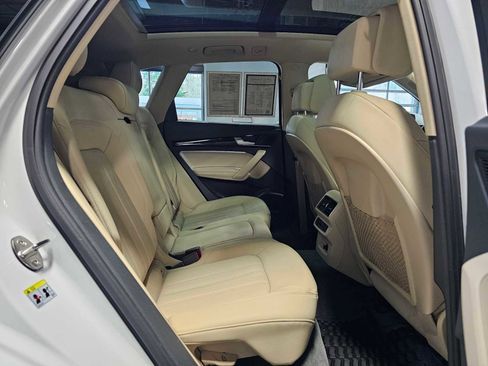 Used 2019 Audi Q5 2.0T Premium Plus w/ Premium Plus Package image 12