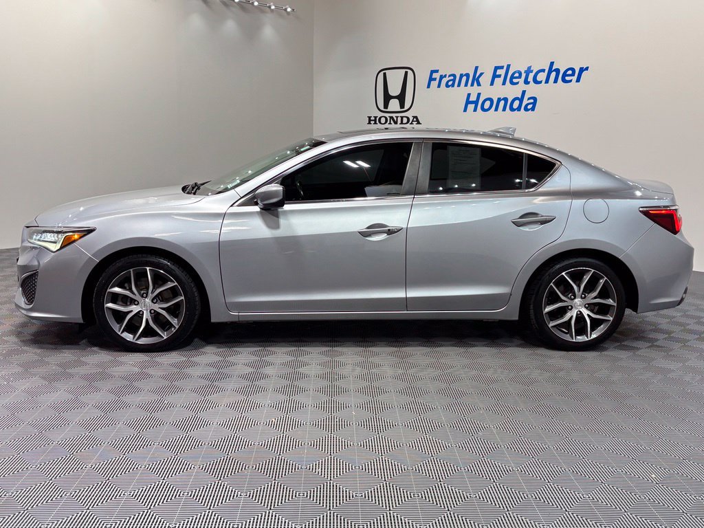 Used 2021 Acura ILX w/ Premium Package FWD image 2