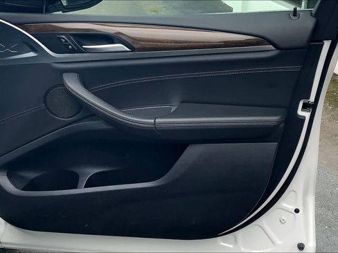 Used 2019 BMW X3 sDrive30i w/ Premium Package image 24