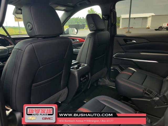 New 2026 Chevrolet Traverse RS w/ LPO, Floor Liner Package FWD image 15