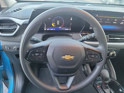 Used 2025 Chevrolet TrailBlazer LT image 17