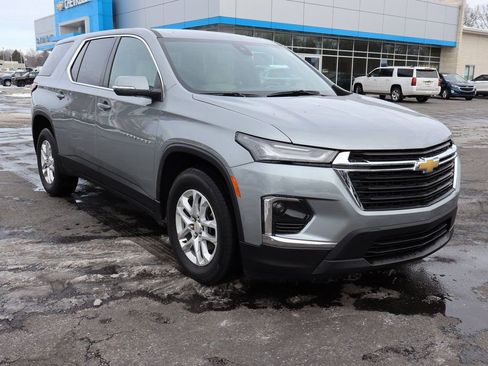 Used 2024 Chevrolet Traverse LS w/ Safety Package image 2