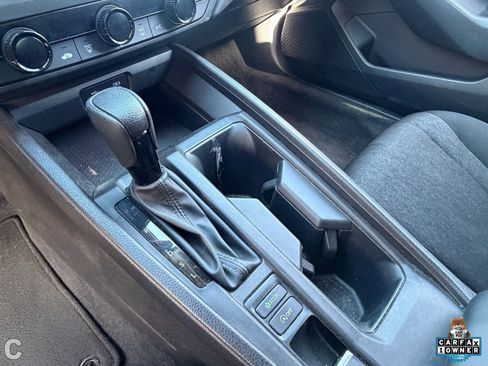 Used 2023 Honda Accord LX image 13