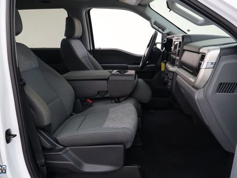 Used 2025 Ford F250 XLT image 31