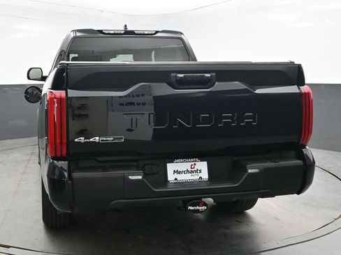 Used 2022 Toyota Tundra SR5 AWD/4WD image 5