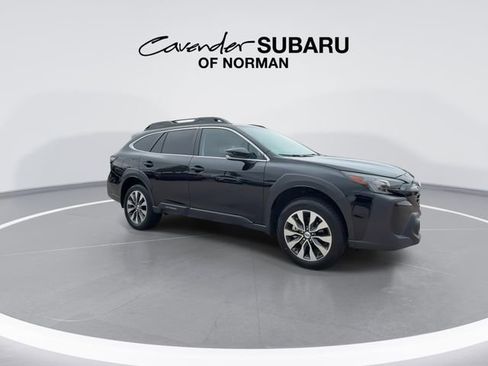 Used 2025 Subaru Outback Limited image 2