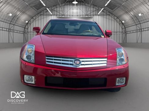 Used 2005 Cadillac XLR RWD image 7