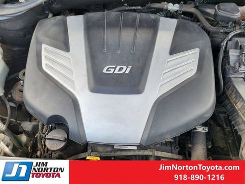 Used 2017 Hyundai Santa Fe Limited w/ Cargo Package AWD/4WD image 31